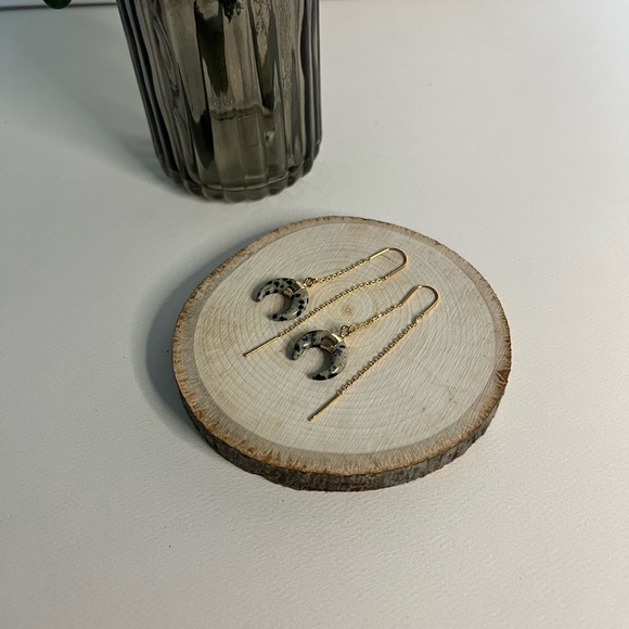 Long Tassel Chain with Moon Horn Natural Stone Pendant- Boho Edgy Earrings - Picture 11 of 16